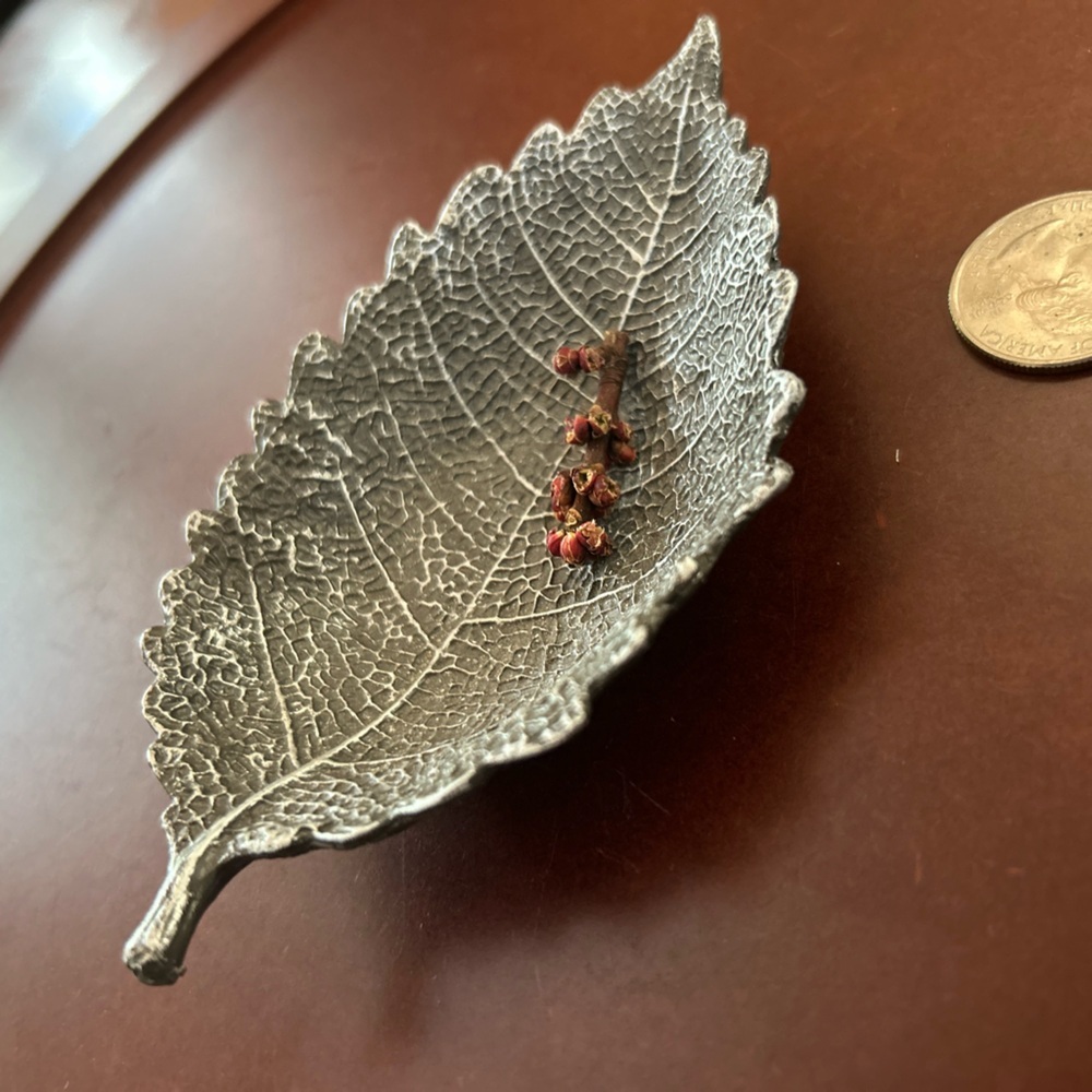 Silver Leaf Trinket Dish Botanical Catch-All Jewelry Tray Fall Spring Decor - Picture 11 of 14